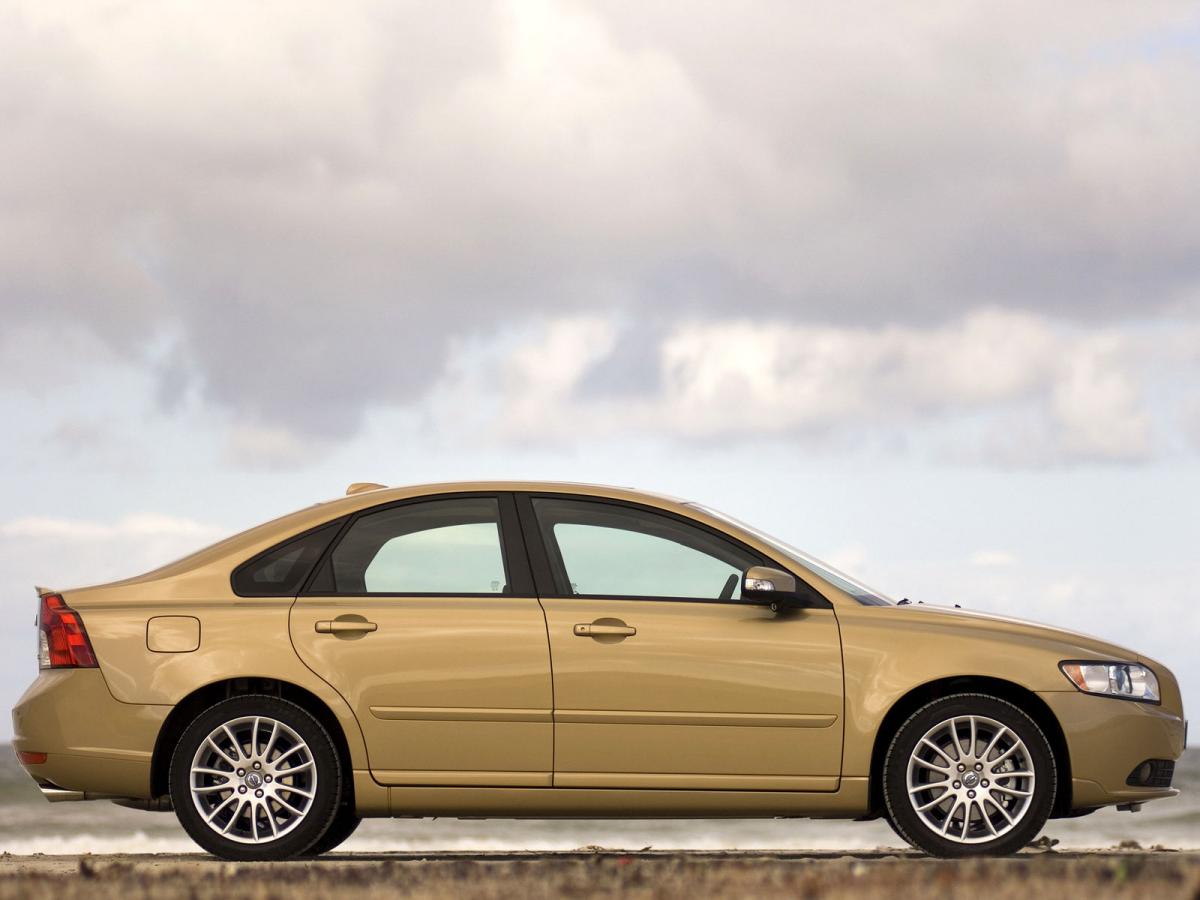 Volvo s40 ii рестайлинг